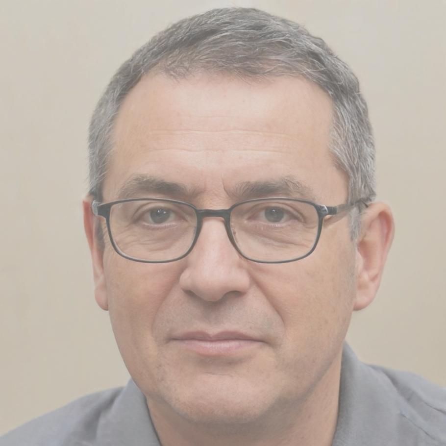 Retrato de Osvaldo Farías, especialista en archivos